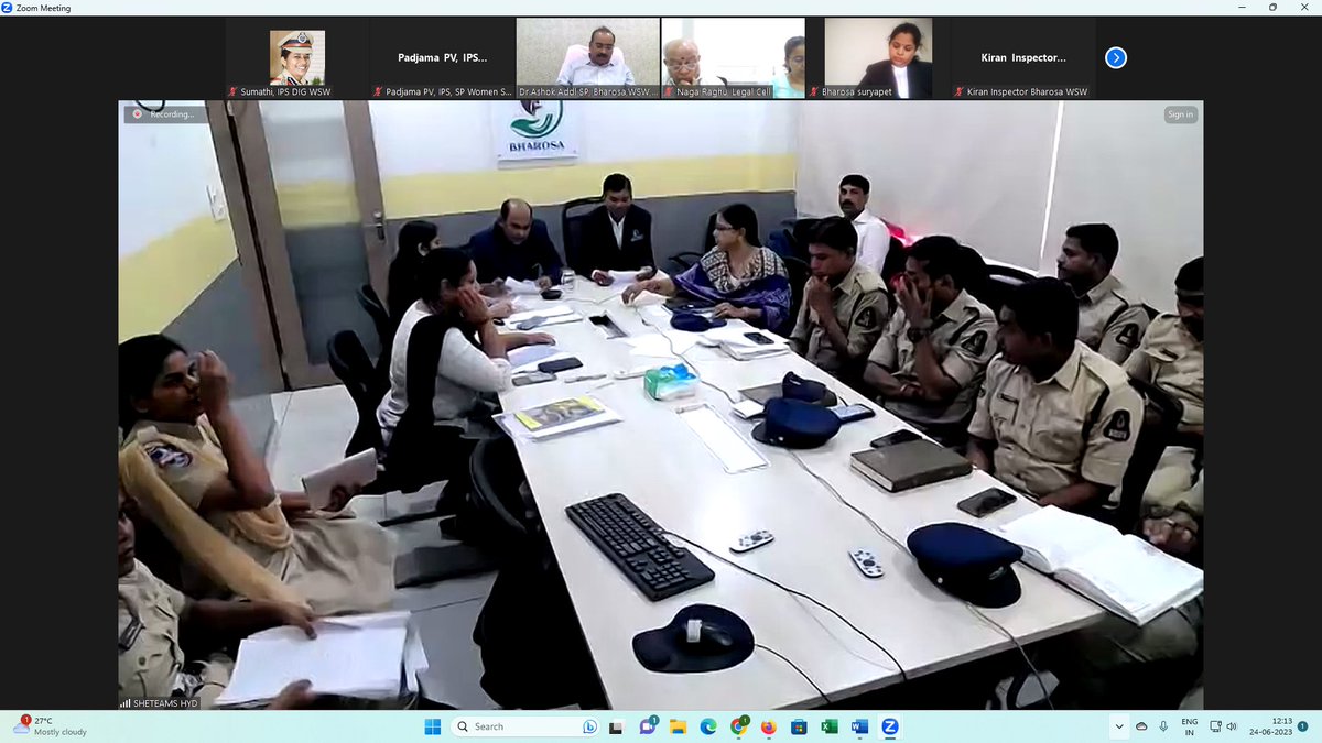 tg_womensafety's tweet photo. Meeting with CDO’s, PP’s, APP’s &amp; Legal Support Team of @Bharosa_TSWSW for the review of selected specialised ongoing #POCSO cases. 75 concerned officers/staff participated  &amp; 36 cases reviewed. @PV_PadmajaIPS SP @ts_womensafety spearheaded the session. #Bharosa #WomenSafetyWing https://t.co/mGs7XyMlzv