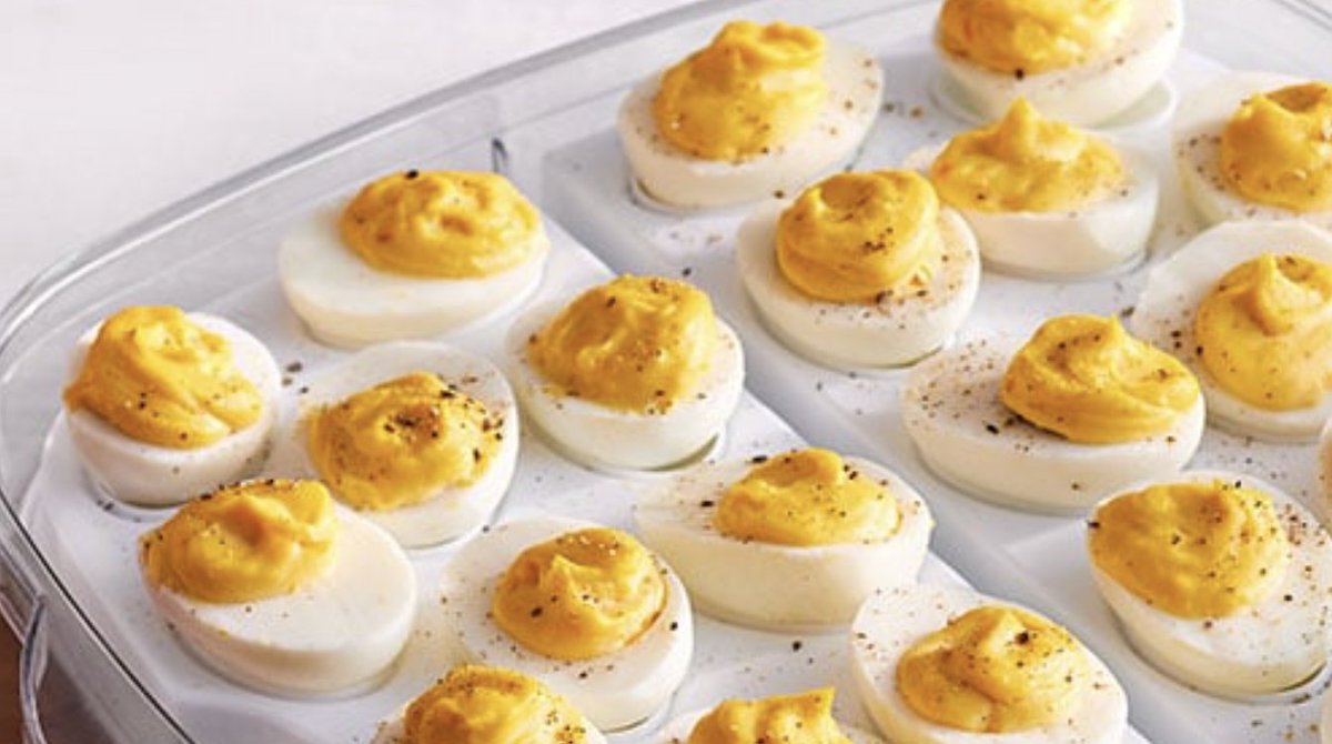 hmschuldt's tweet image. 7/10 - The seventh summer BBQ dish is... Deviled Eggs!

Take your time to prepare it right. Slice hard boiled egg in half, mix yolk with spices until you get the right flavor!

Question: Miracle Whip or Mayo?

TIP: Sprinkle with pepper or paprika! 

#KitchenChat