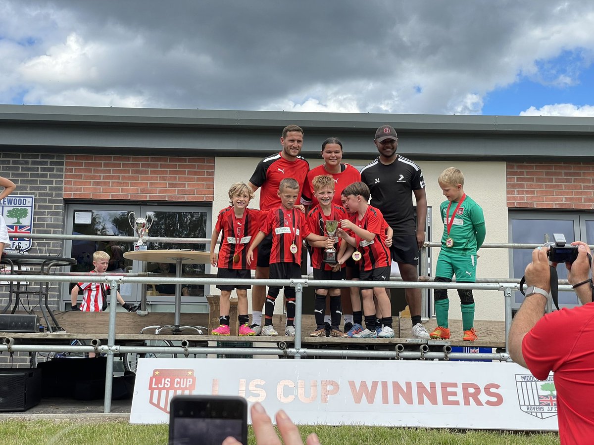 Congratulations to @brunsmeerafc on winning the u8’s LJS Cup
<a href="/billysharp10/">billy sharp</a> <a href="/SDJSFL/">SDJSFL</a>