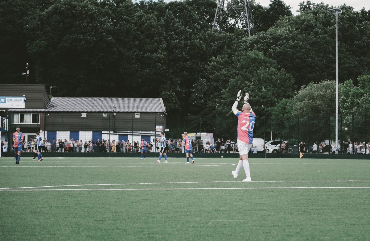 🦉 𝗙𝗨𝗟𝗟-𝗧𝗜𝗠𝗘🦉

ADadForever United win on penalties!

#WAWAW #SWFC #CharityFootball #YouthCancerTrust