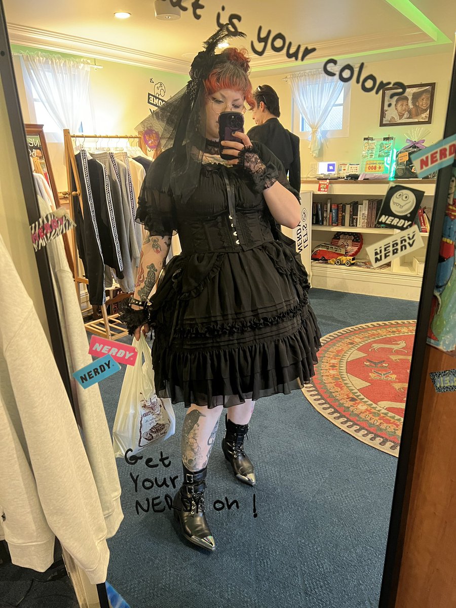 biawazima's tweet photo. Sunday 18th of June around Urahara and Omotesando! 懐かしい❣️

Wearing #PhysicalDrop OP, #SouffleSong overdress, #AtelierPierrot corset size 2 and accessories, #killstar boots
 #lolitacoordinate #egl #eglfashion #eglcoord #eglcommunity #ロリィタ #ロリータファッション #eglcomm https://t.co/XuhkPNYrzp