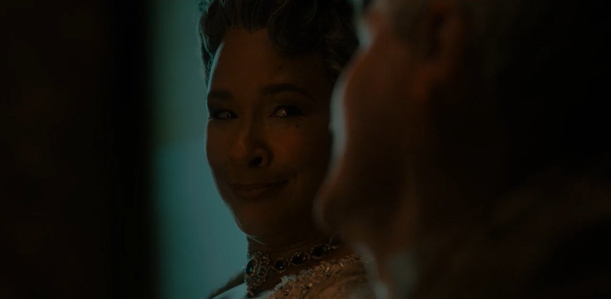 filmtvs's tweet photo. THIS SCENE BROKE ME #queencharlotte https://t.co/nbZhfnzvHS
