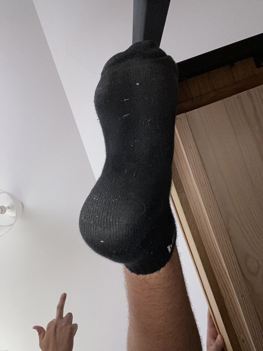 findomfagmaster's tweet photo. Właź pod biurko natychmiast! Mają lśnić!

Findom cuckold bdsm slave moneyslave paypig humanatm ludzkibankomat feet footfetish stopy socks skarpetki master https://t.co/9OOR0S7M7X