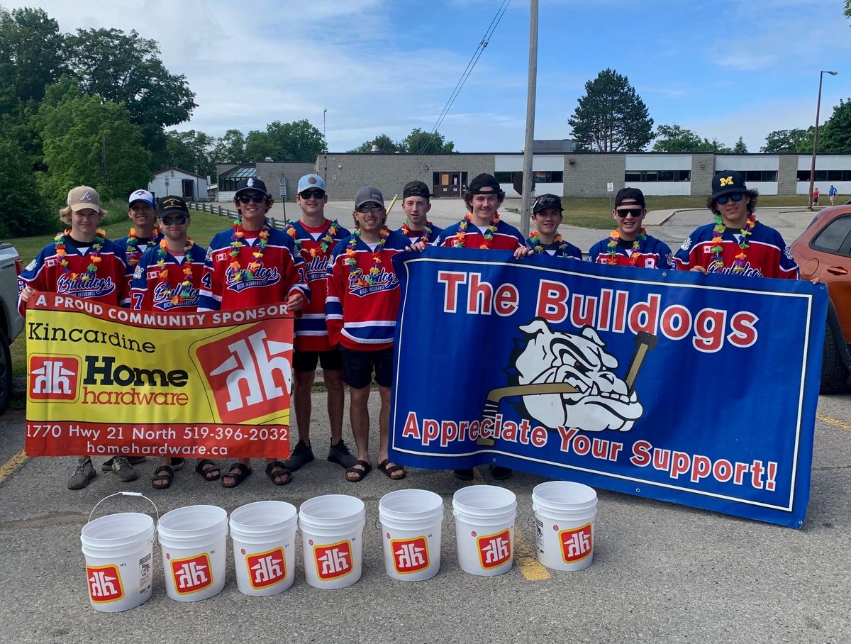 Celebrating Pride Month with the message that Hockey is for Everyone... Inclusion NOT Exclusion...

#kincardinepride #bulldogproud #kincardinehomehardware #kincardinebulldogs