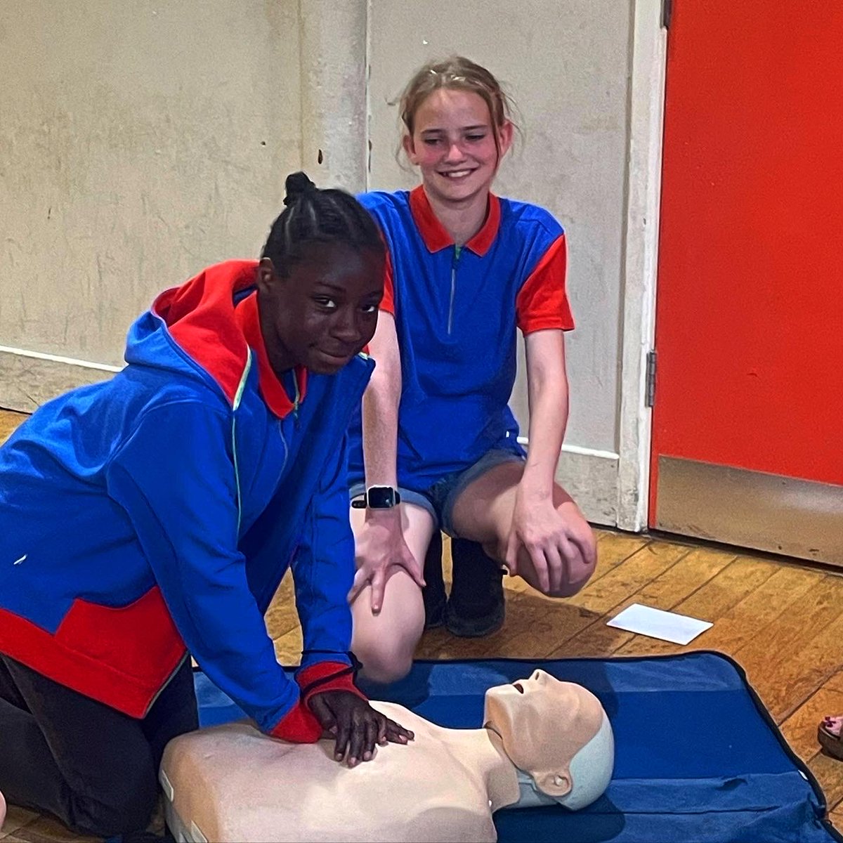 6th Clapham Guides tweet media