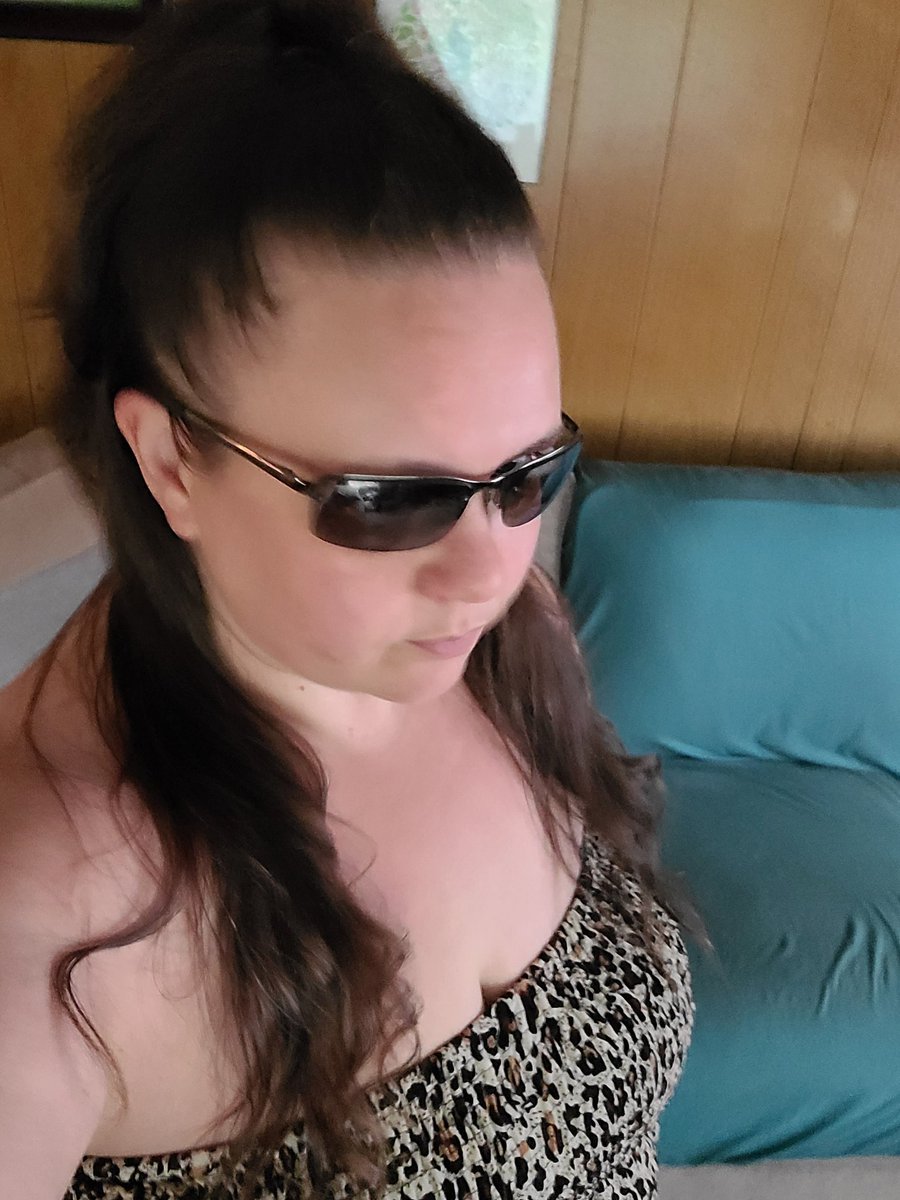 BeastyRAWR01's tweet photo. What up, still here yall 😉😎❤️ https://t.co/gJwNMHAzlq