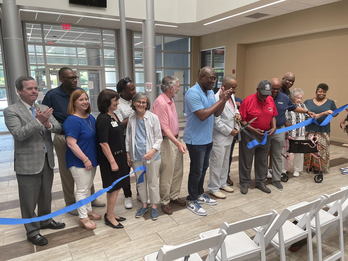 Cam Patterson (@drcampatterson) on Twitter photo Looking for a great place to enjoy nutritious & delicious food? Check out the UAMS Community Café in the new 12th Street Station. The Café is open M-F, 7a-2p & it officially opened today! Thanks to our partners <a href="/CityLittleRock/">City of Little Rock</a> <a href="/PhilanderSmith/">Philander Smith</a> <a href="/southernbancorp/">Southern Bancorp</a> <a href="/ARMinorityHealt/">AR Minority Health</a> Looking for a great place to enjoy nutritious & delicious food? Check out the UAMS Community Café in the new 12th Street Station. The Café is open M-F, 7a-2p & it officially opened today! Thanks to our partners <a href="/CityLittleRock/">City of Little Rock</a> <a href="/PhilanderSmith/">Philander Smith</a> <a href="/southernbancorp/">Southern Bancorp</a> <a href="/ARMinorityHealt/">AR Minority Health</a>