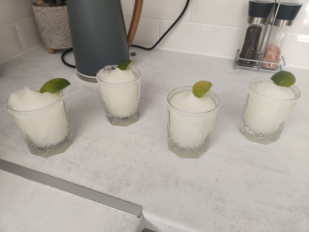 Mlmalmlamlamlama frozen mark-garitas #margarita #frozenmargarita