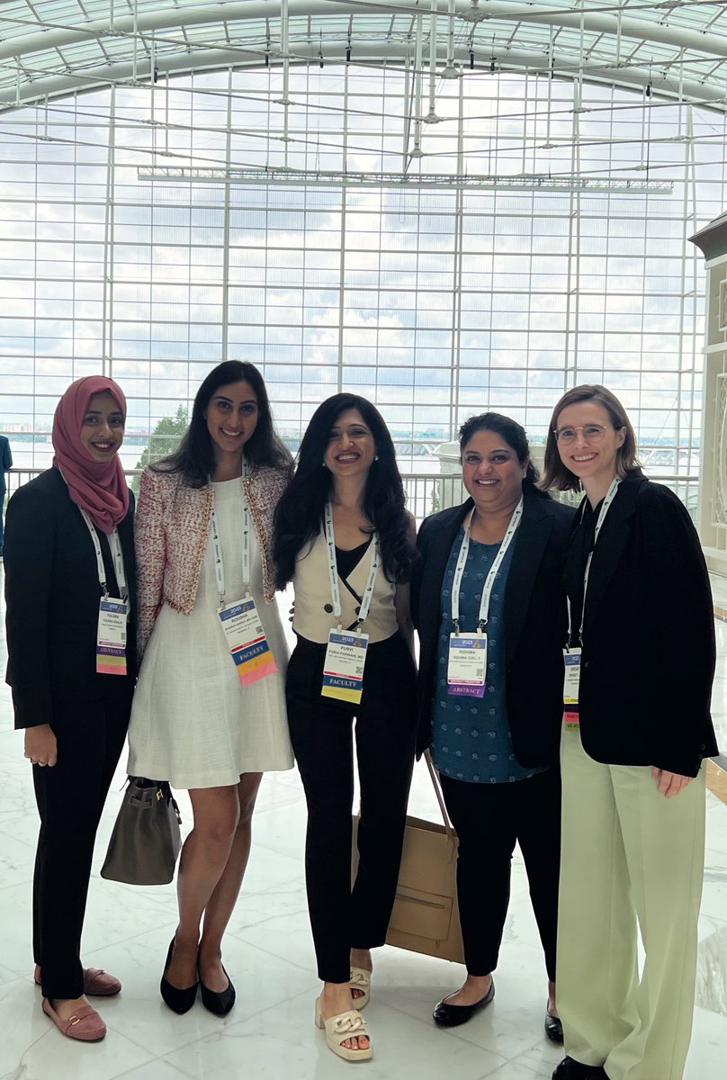 Literally so starstruck by these #WomeninEcho #WIC 🌟@purviparwani 🌟 🌟@rooshaparikh🌟 -With fellow #ACCIMprogram #WomensCohort colleagues: @YousraKhalid24 @ridhimagoel547 @ACCinTouch @WomenAs1