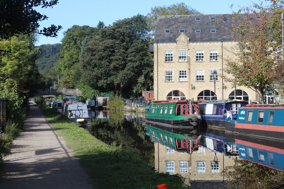 Hebden Footbridge No 16a .. Rochdale Canal #HebdenBridge #WestYorkshire #Bridge