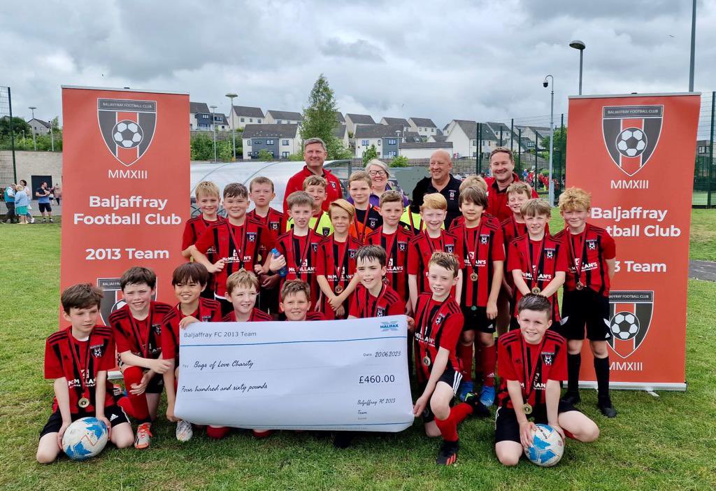 A77CT's tweet photo. Another season in the bag, and a hugely successful inaugural Baljaffray fun day. Proud off all the boys for the effort all season and the development they have all made.  
Not to mention raising £460 for a charity close to the team’s heart. 
@Baljaffray_FC #baljaffray #bearsden https://t.co/wxCE7YN5OL