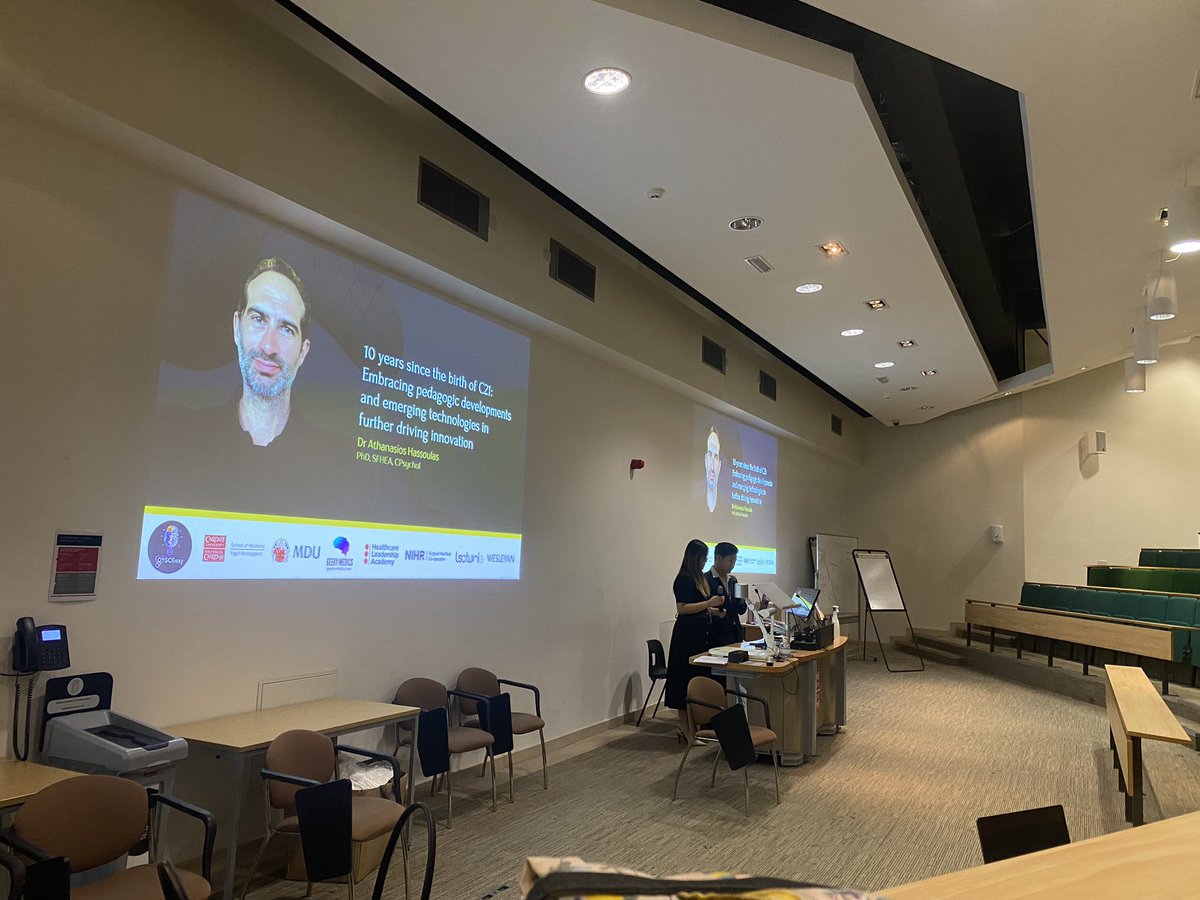 Almeida_de_Dr's tweet image. Lovely day attending the @OSCEazyOfficial #MedEd conference. A great example of how blended attendance can work. Plenaries included our very own @DrThanasiHass and @geekymedics founder. Very interesting discussions were had!