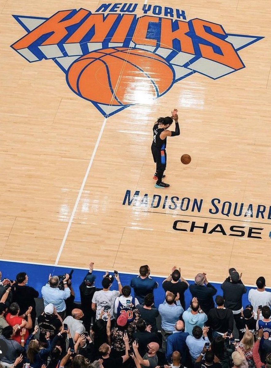 Thank you everything Derrick Rose 🌹

Knicks have declined his team option and now will become an unrestricted free agent.