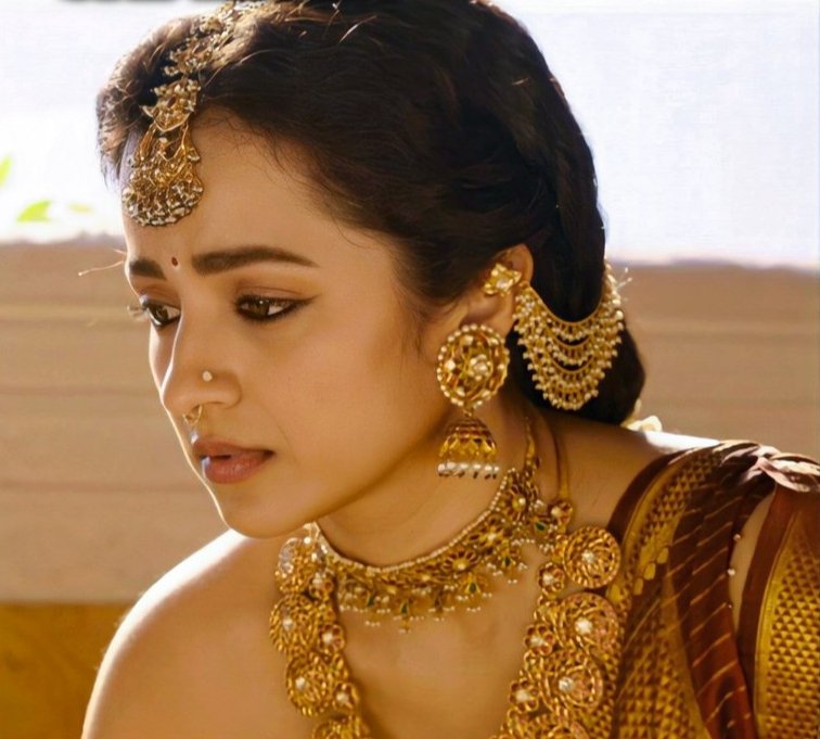 FzZx6Q7aEAAVskq?format=jpg&name=900x900