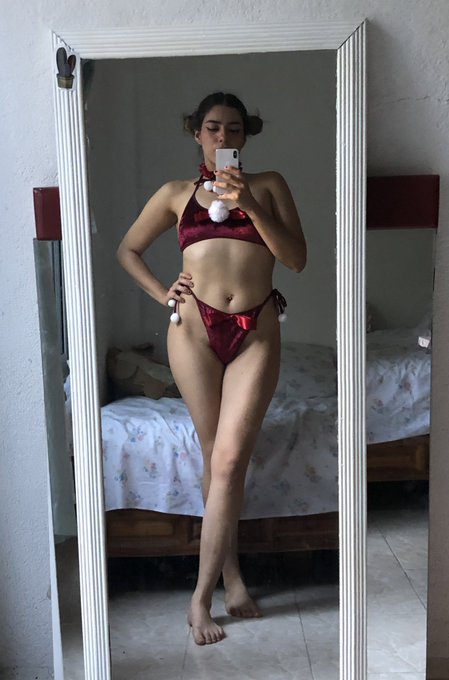 Cacsfrut_nath_’s pics and videos