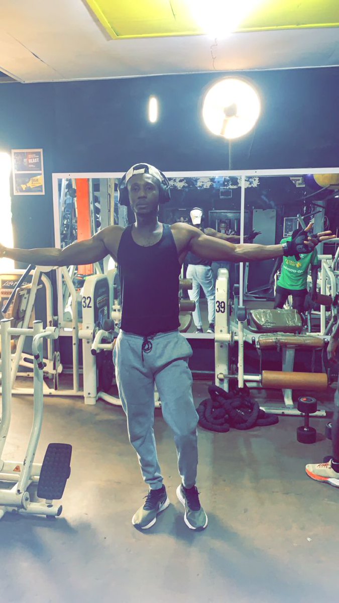 TheophilusHardy's tweet photo. Clean cuts #fitness  #Motivation #gymmotivation  #workout #workoutmotivation https://t.co/PbgICNxulo