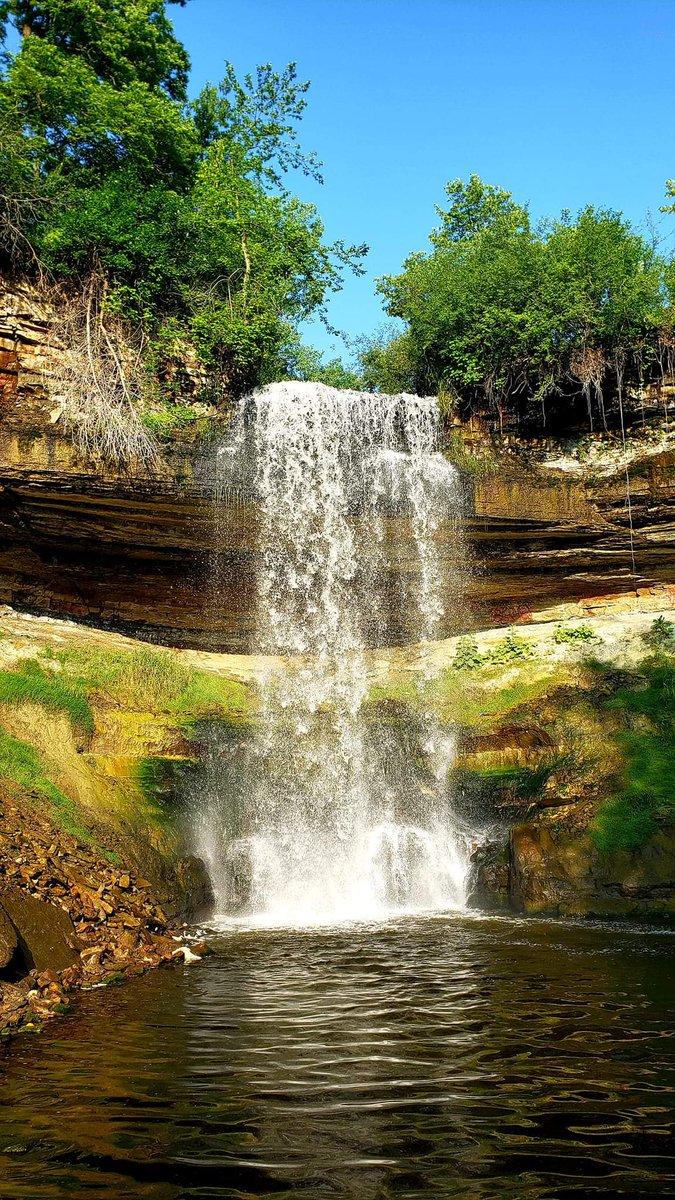 Saar0323's tweet photo. From last week. One of my favorite photos I have taken of Minnehaha Falls. Minneapolis, Minnesota. @ThePhotoHour @StormHour  @NokomisLife https://t.co/kSf75yflFd