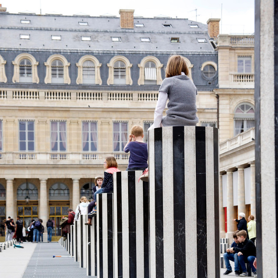 The striped columns represent the contrasts and boundaries that seemingly divide us. Yet, the presence of the children, united in their shared space and rising above it all, reminds us that our #connections transcend these divisions. #abstractart #abstractphotography #artphoto