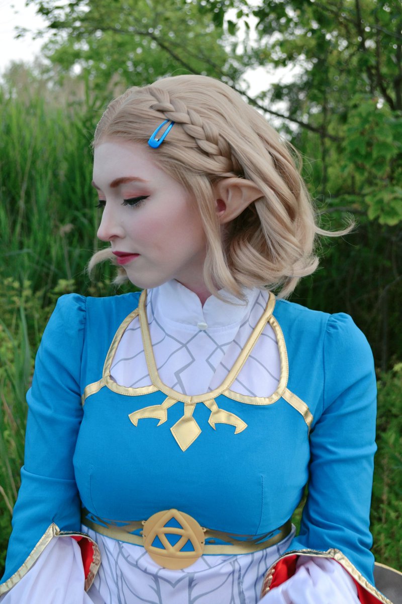 I am antsy to finish Zelda's Zonai dress
_

#zelda #zeldacosplay #TearsOfTheKingdom