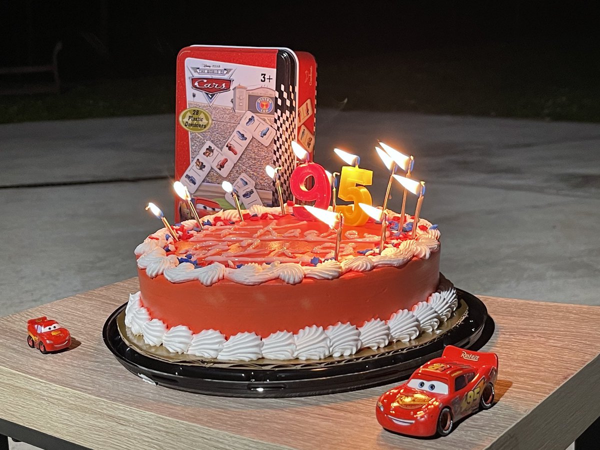 KachowDaily's tweet image. Daily #Kachow thanks you for 1k(achow) followers ⚡️