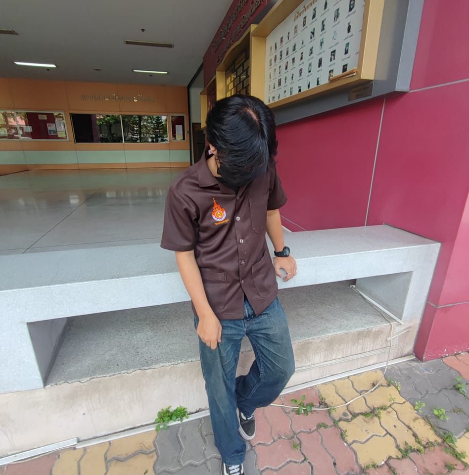 NatchanonNCN's tweet photo. ไม่วิ่งตามแล้วนะ นอนรอที่เตียงดีกว่า https://t.co/ShcRLM0e5D