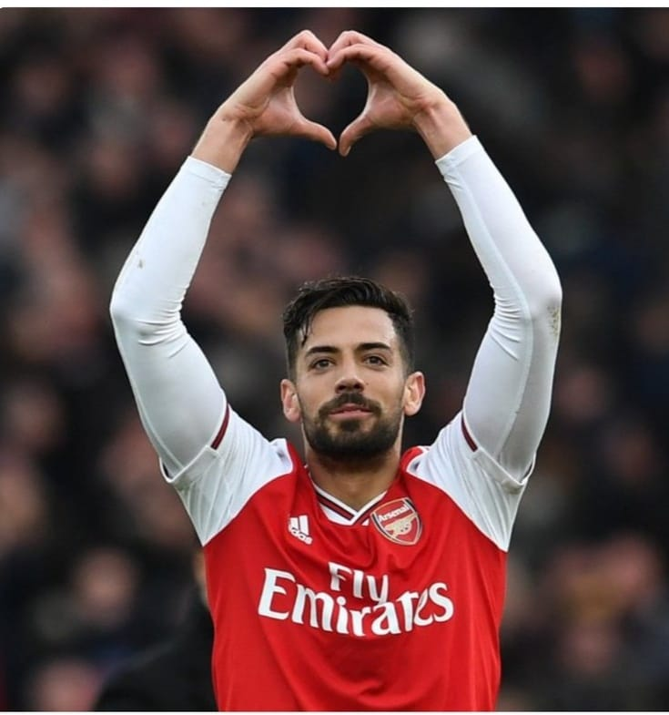 sheila_gooner's tweet image. Losing two  husbands in one window must be so hard  @GunnerLoulou