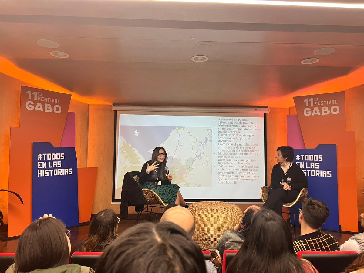 Seguimos aprendiendo junto a algunos de los mejores periodistas de la región en el #FestivalGabo. Estuvimos en la clase magistral «Proyecto Rafael», dirigida por <a href="/mtronderos/">Maria Ronderos</a> (<a href="/CLIP_AmericaLat/">El CLIP</a>) y Andrea Rincón (<a href="/cuestion_p/">Cuestión Pública</a>) quienes nos hablaron sobre los desafíos en este proyecto.