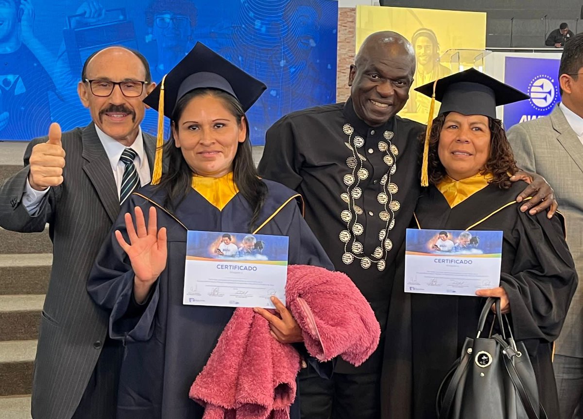 Tomás Parra tweet media