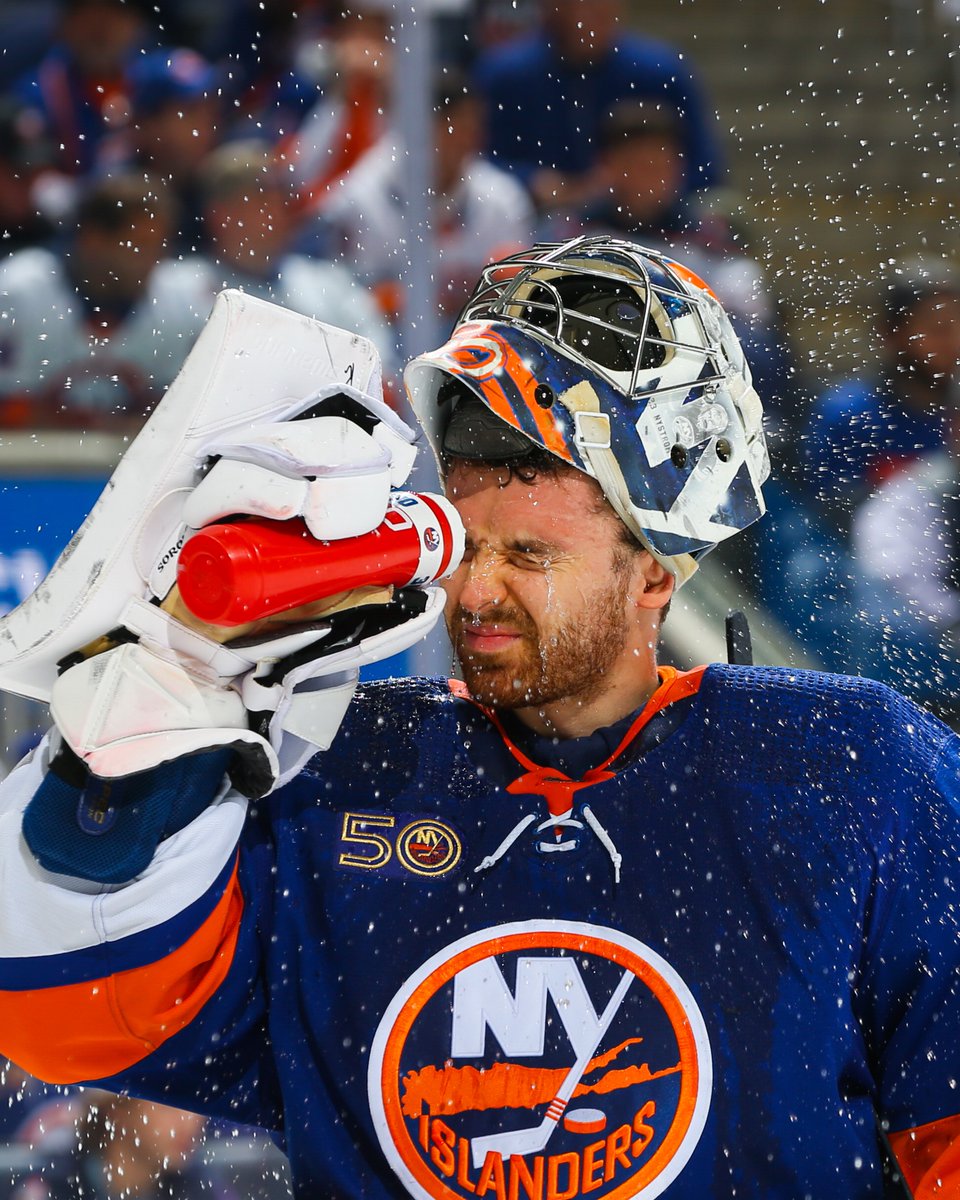 NYIslanders's tweet photo. 8 MORE YEARS OF THIS. https://t.co/r1rggiVicZ