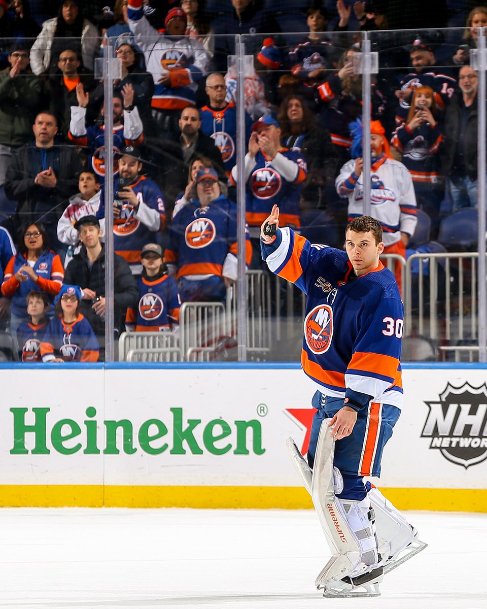 NYIslanders's tweet photo. 8 MORE YEARS OF THIS. https://t.co/r1rggiVicZ