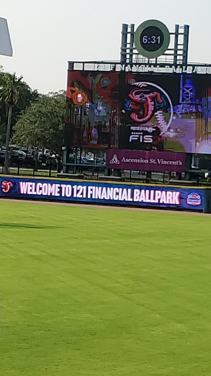 AllSportsHigh's tweet photo. Starting off the 4th of July weekend with a baseball game. Go @JaxJumbo https://t.co/gurdzFMvYJ