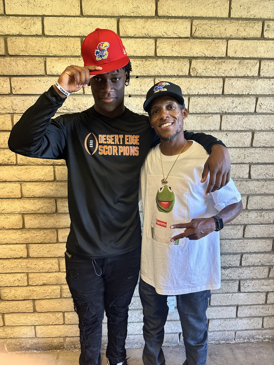 When Dreams become a Reality..!

#GoLive15  <a href="/DeshawnWarner15/">DESHAWN WARNER</a> 🦂🦂🦂