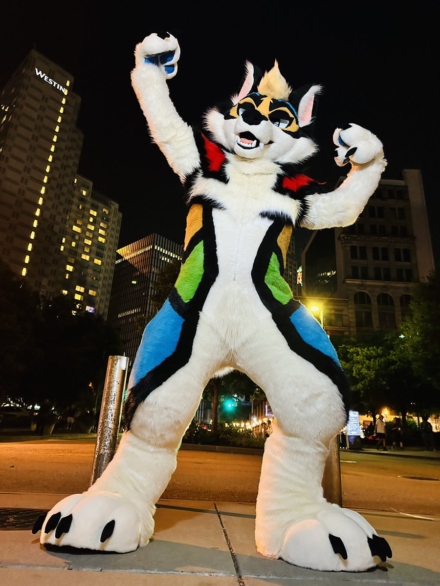 ⚠️ NEW FULLSUIT JUST DROPPED ⚠️

Say hello to @AlexiTheWusky !!