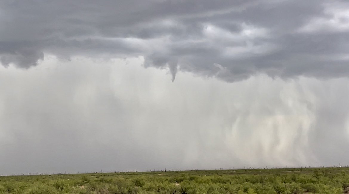 Chad Casey (@wxfanaticcc) on Twitter photo Elevated Funnel 15 miles NW of Goldsmith. 5:55 #txwx Elevated Funnel 15 miles NW of Goldsmith. 5:55 #txwx