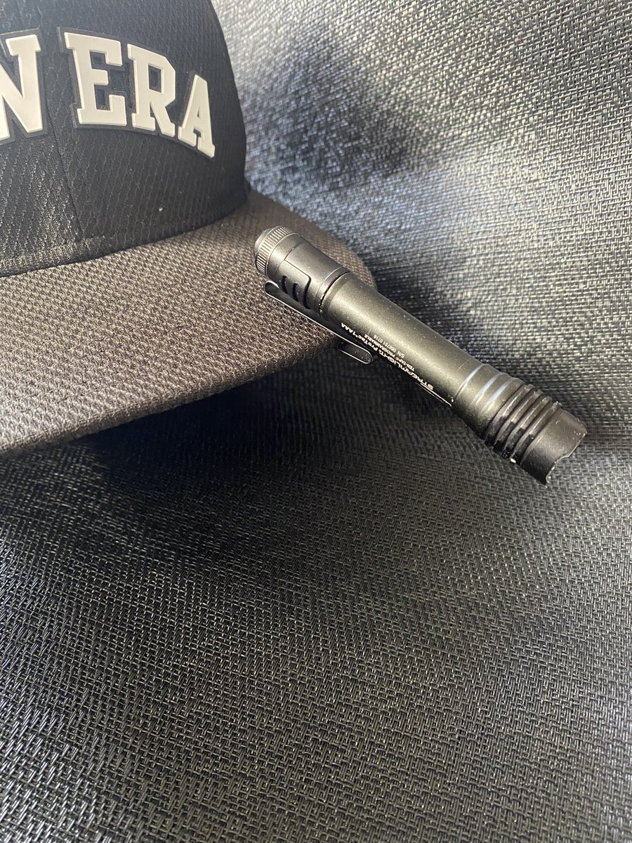 gin50990748's tweet photo. 最近はキャップ🧢をかぶる事が多いので
#streamlight ＃protac1AAA ＃microstream  #protac1aaa 
#ストリームライト https://t.co/p8ynbrDXB5