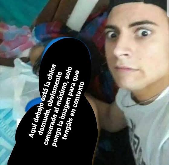 Eluun21's tweet image. INCREÍBLE como hicieron bomba de humo para no presentar y que no abucheasen al ABUSADOR de Coscu fingiendo que justo los &quot;echaban” para no presentarlos. Censura completa, para luego darle el premio a un ABUSADOR CONFESO. Esto es Velada señores.
#LaVelada3 #Germán #Coscu