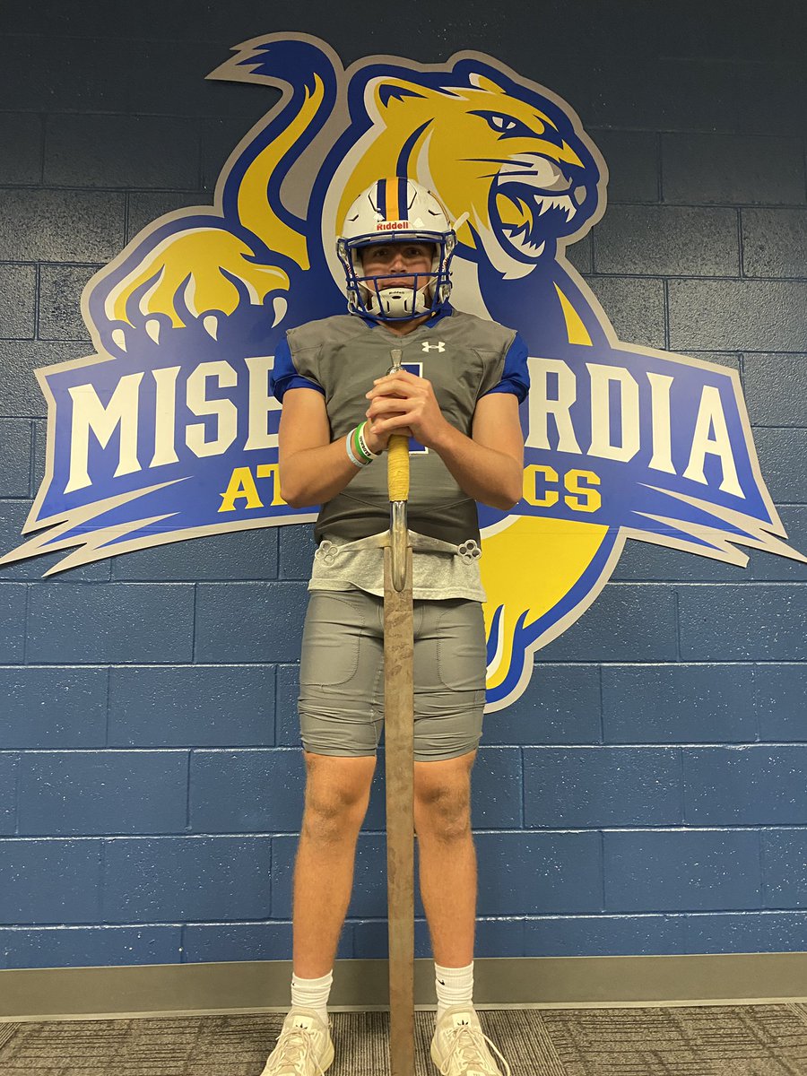 jrwalley_QB's tweet photo. Thank you @MUCougarsFB for having me up for a great tour on campus!  It was fun meeting some coaches and interacting with current players!
@MisericordiaHFC @K_Price73 @coachdcord @desalvocrew @NHighlandsFB @LamarMcKnight_ https://t.co/ObzvEM4JGp