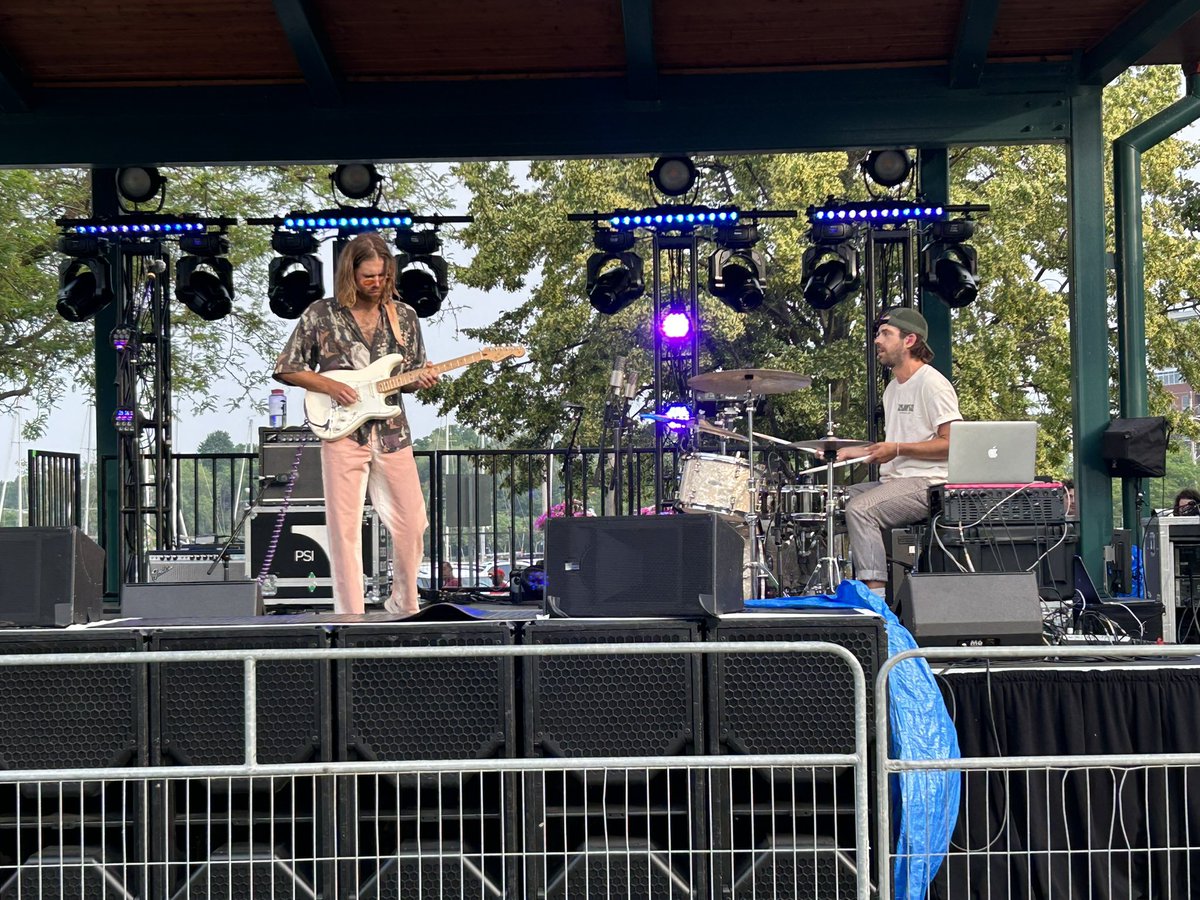 St_Catharines's tweet photo. The Darcys have taken the stage. #LakesideLongWeekend #STC https://t.co/Xd2ErurGIs
