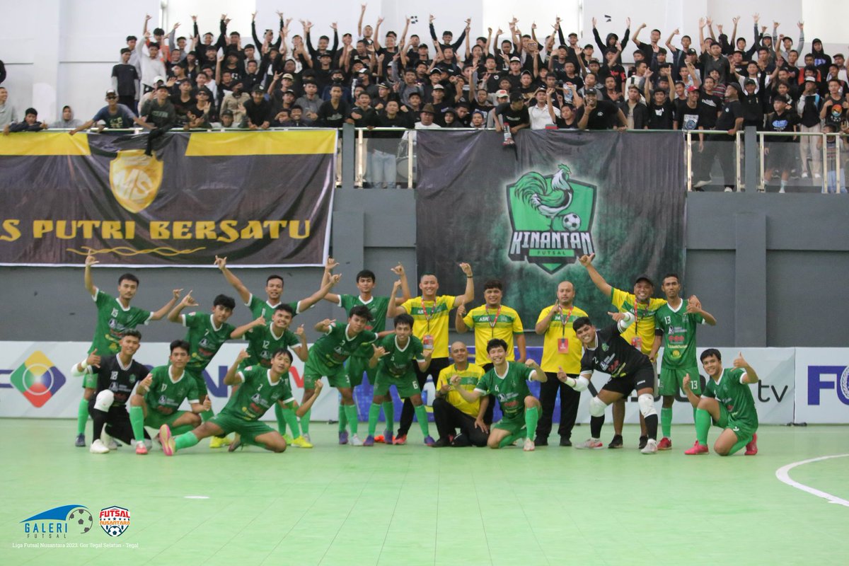 Photo dari pertandingan Semifinal kemaren.
📷 <a href="/galeri_futsal/">Galeri Futsal | Pak Tatang</a>
