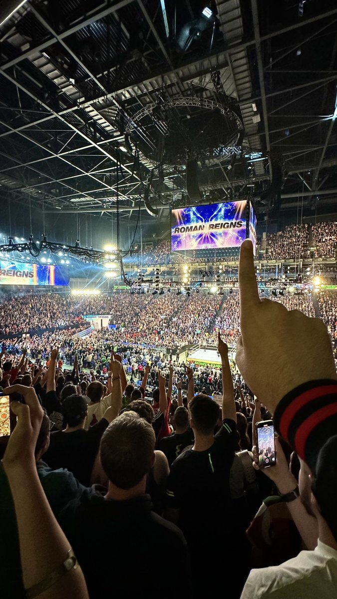 ChrisJSharm's tweet photo. We the ones. #MITB https://t.co/QfzJVA0O1w