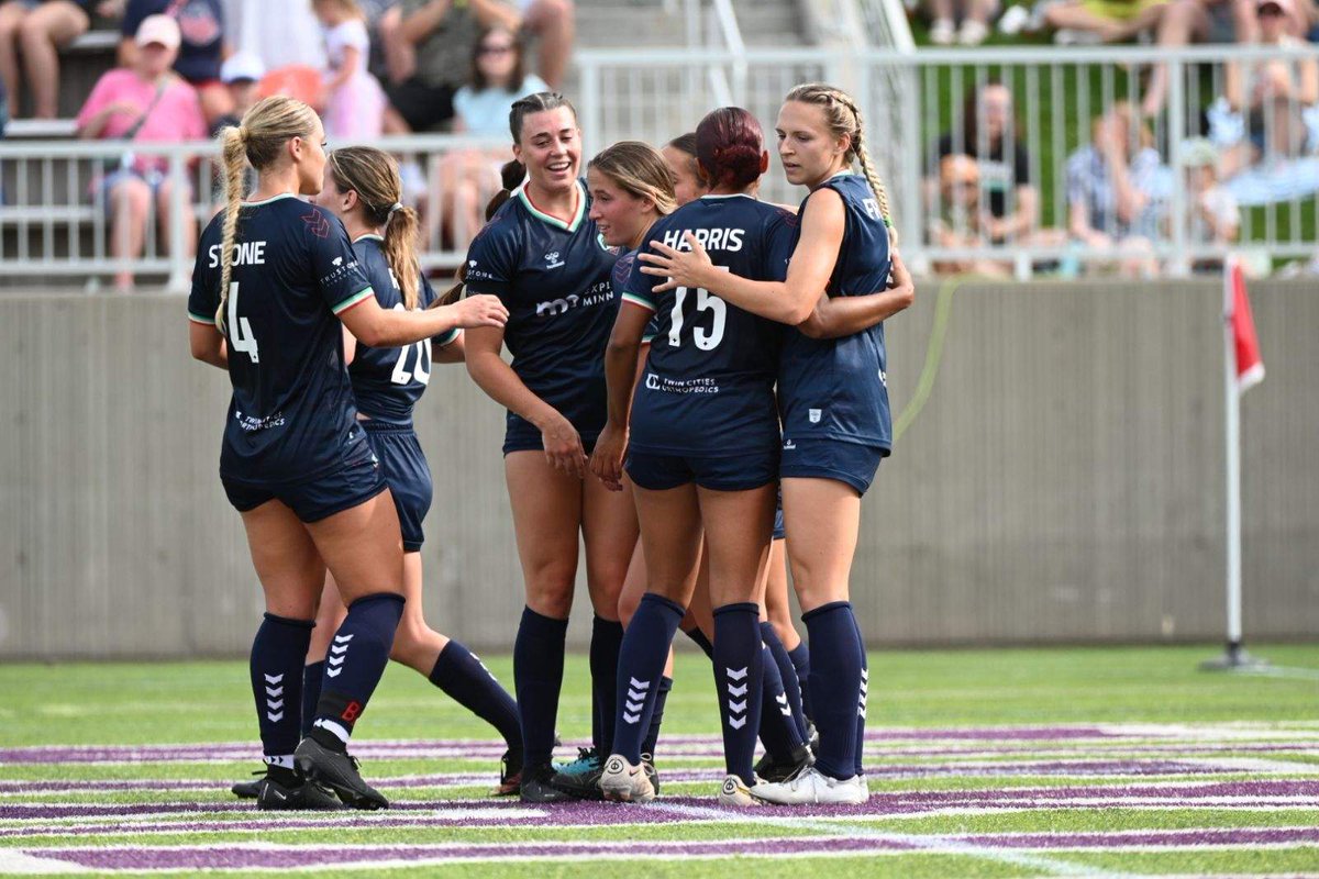 MNAuroraFC's tweet photo. Minnesota Aurora Completes Perfect Regular Season Record with 7-0 Victory over Chicago City SC in Front of Record-Breaking 6,987 Fans

📰: https://t.co/qiUq5z23Yj https://t.co/oT24wYLYZ5