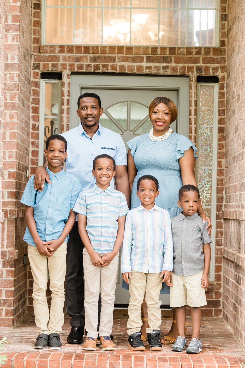 DrDab_Okafor's tweet photo. I celebrated my birthday yesterday, and one gift from the Lord that I will ALWAYS be thankful for is my amazing tribe, my 5 boys, my world, and my heartbeats. I am a blessed woman! #boymom #wifey #queenofthehouse #BlessedAndGrateful https://t.co/6dR20cMeMz