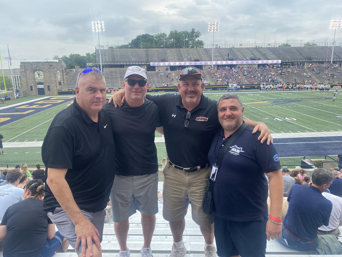 Mike Hallett tweet media