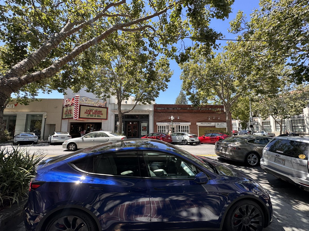 joinCollegiate's tweet photo. alright maybe I am broke. Palo Alto can afford the extra $2k https://t.co/YEOZ4luxhz