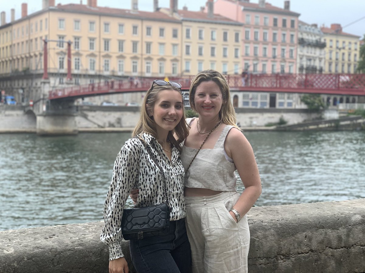NancyGandrud's tweet photo. Reunited with Melissa in Lyon ❤️ https://t.co/UDYfG3kovz