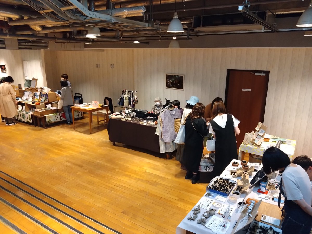 昨日の大道東まつり！最高に楽しかった🥰✨✨似顔絵たくさん描いたし書籍も売れたし、なによりたくさんの方と交流できたことが最高！！
やっぱり人に会いたい❤️元気になるー✨✨✨ https://t.co/1yt9EHwSVV