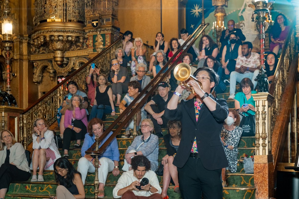 NoMAAarts's tweet photo. 📣The 21st Uptown Arts Stroll Closing Reception: The Recap📣

📸: @Palmamir

The Uptown arts community came out in droves on Thursday, June 29 to collectively celebrate the closing of the 21st #UptownArtsStroll at the historic United Palace.

#UptownArtStroll #UAS #UAS23 #NoMAA https://t.co/WL9M4irPkh