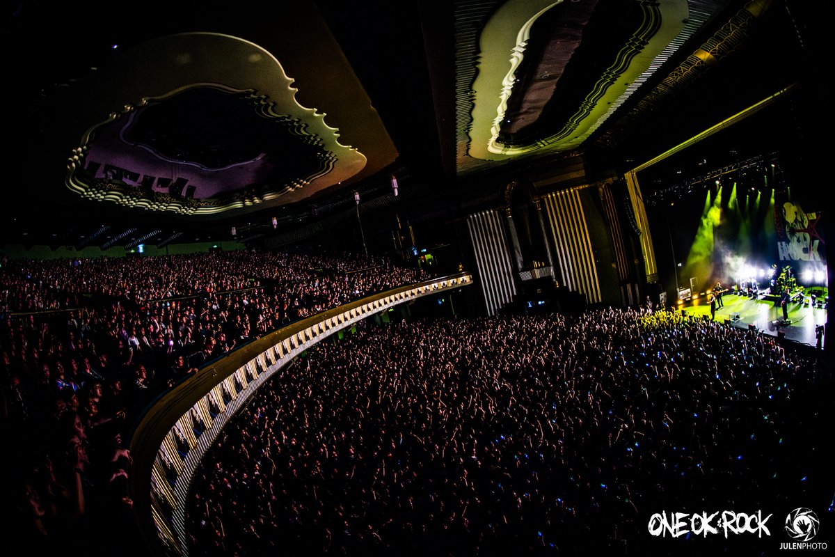 ONEOKROCK_japan's tweet photo. Thanks London!!
ONE OK ROCK 2023 LUXURY DISEASE EUROPE TOUR!!

#ONEOKROCK #LuxuryDisease #Europe #tour
photo by @JulenPhoto https://t.co/XmfwkdbKjb