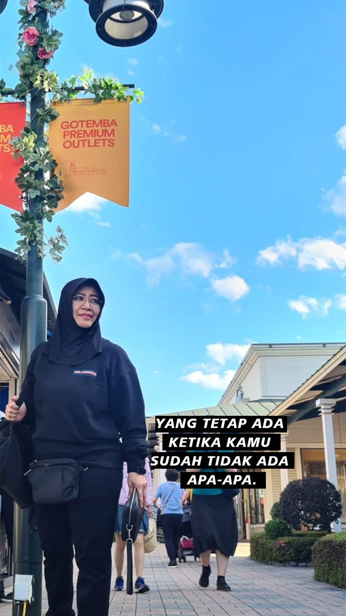 Intsiawati's tweet photo. Senyum yuuuk...😊
Untuk semua yang terjadi, karena :

- Semua bisa berubah
- Semua bisa hilang
- Semua bisa pergi...🙄

#intsiawatiayus #dpdri https://t.co/LNNCYXmbEh