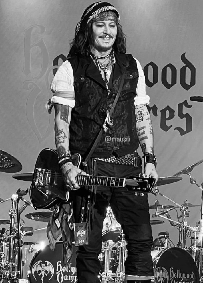 PAUL 🏴☠️ 🦇 #JohnnyDeppWon tweet media